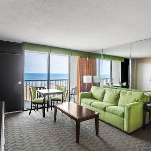 Deluxe One-Bedroom Suite Oceanfront